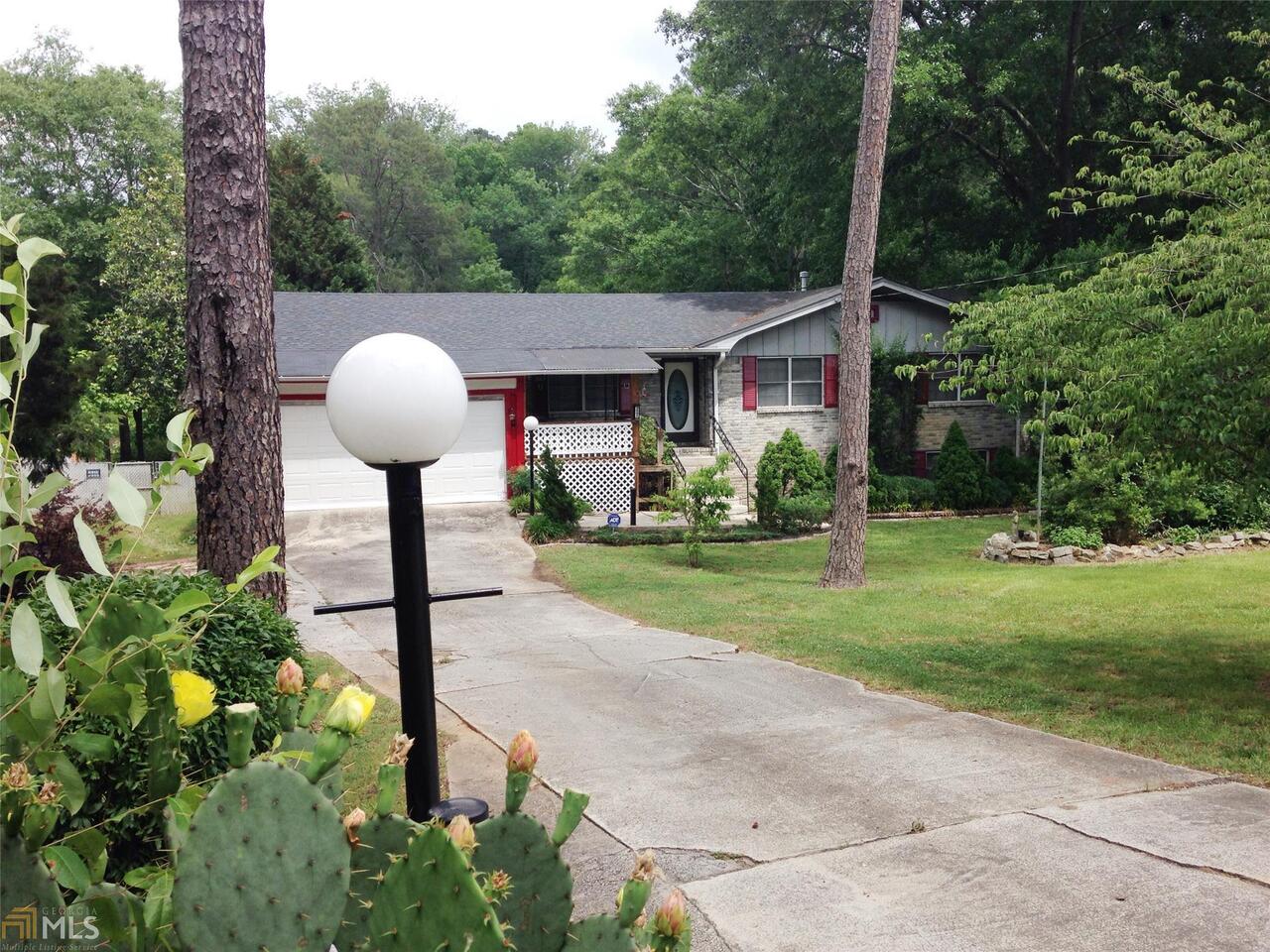 Nice 3 bedroom/ 2 bath ranch home with full basement in sought after Lake Capri Subdivision. The eat in kitchen has great cabinet and counter space and will lead you through french doors into the living room. Living room features exposed beams and lots of natural light. Large sun room where you can sit and watch your kids play in the spacious backyard or entertain friends on the back porch. Must see!!