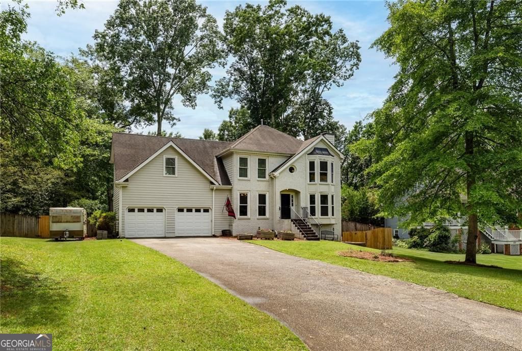 Photo of 2111 Cornerstone Lane SW, Marietta, GA 30064 (MLS # 10810840)