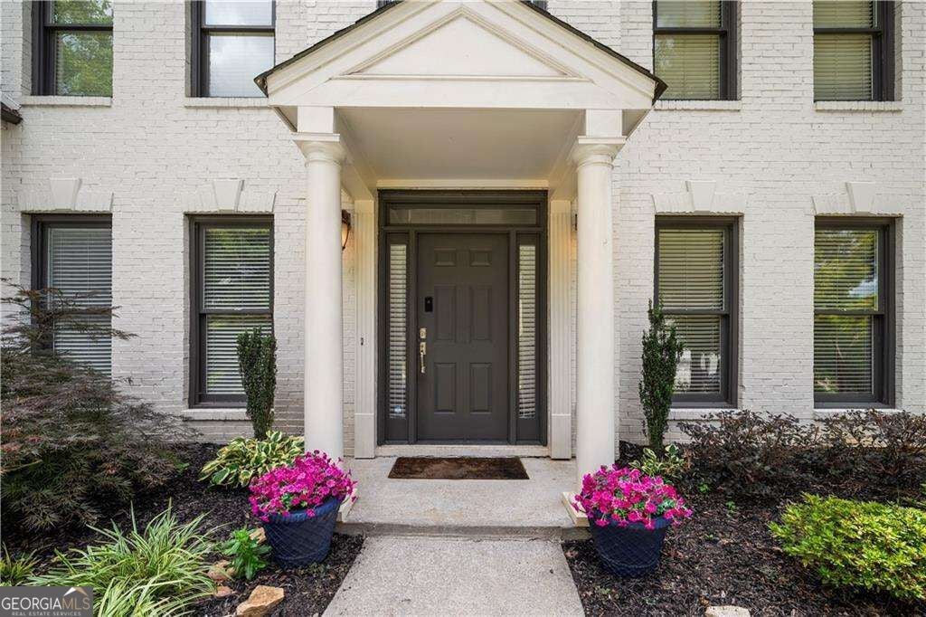 1150 Timberline PL
