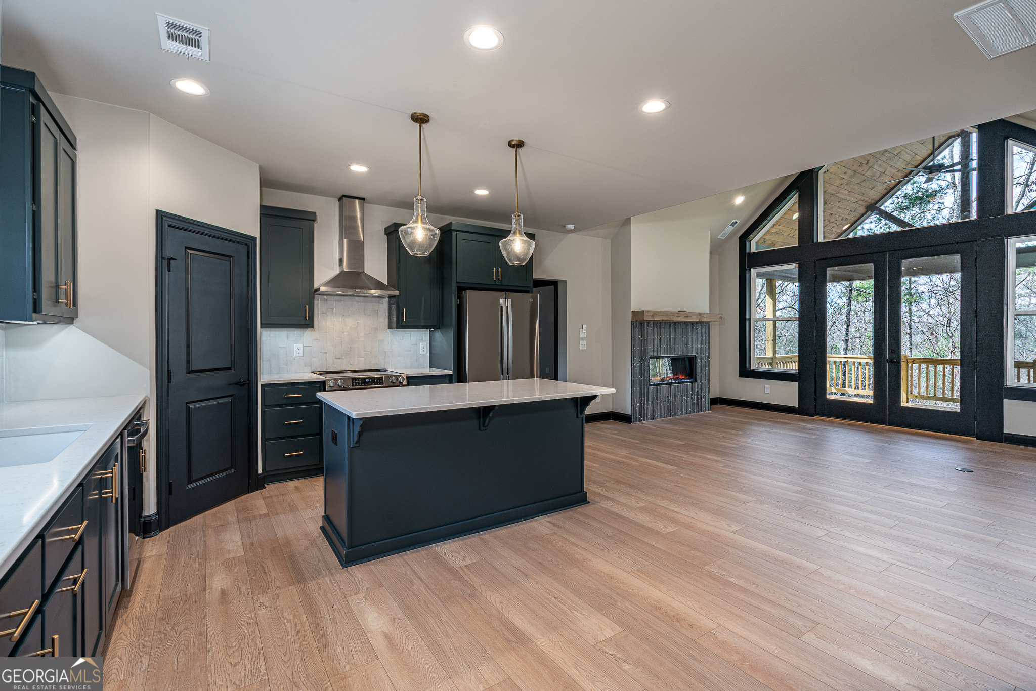 325 River Mountain RD