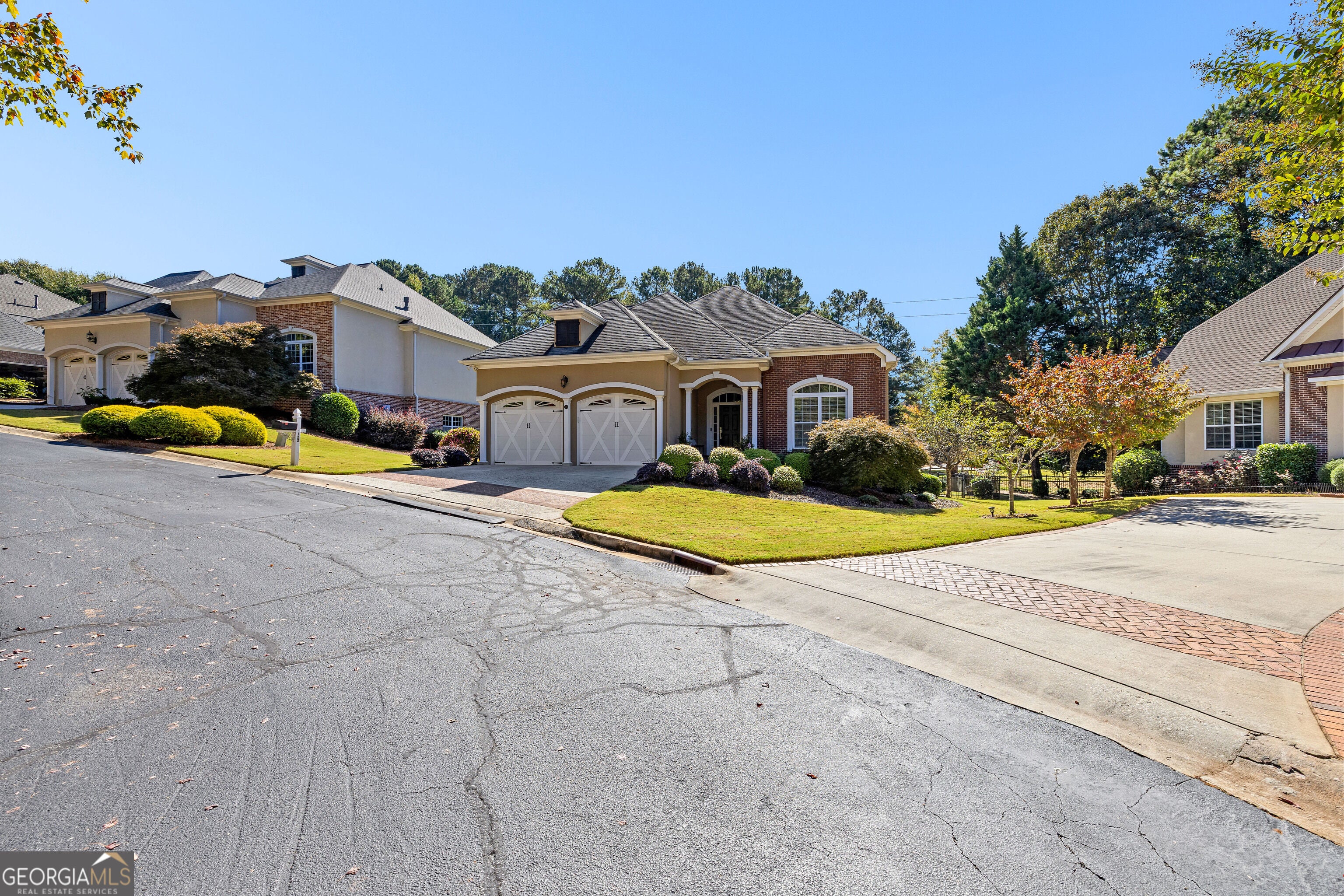123 Crown CT