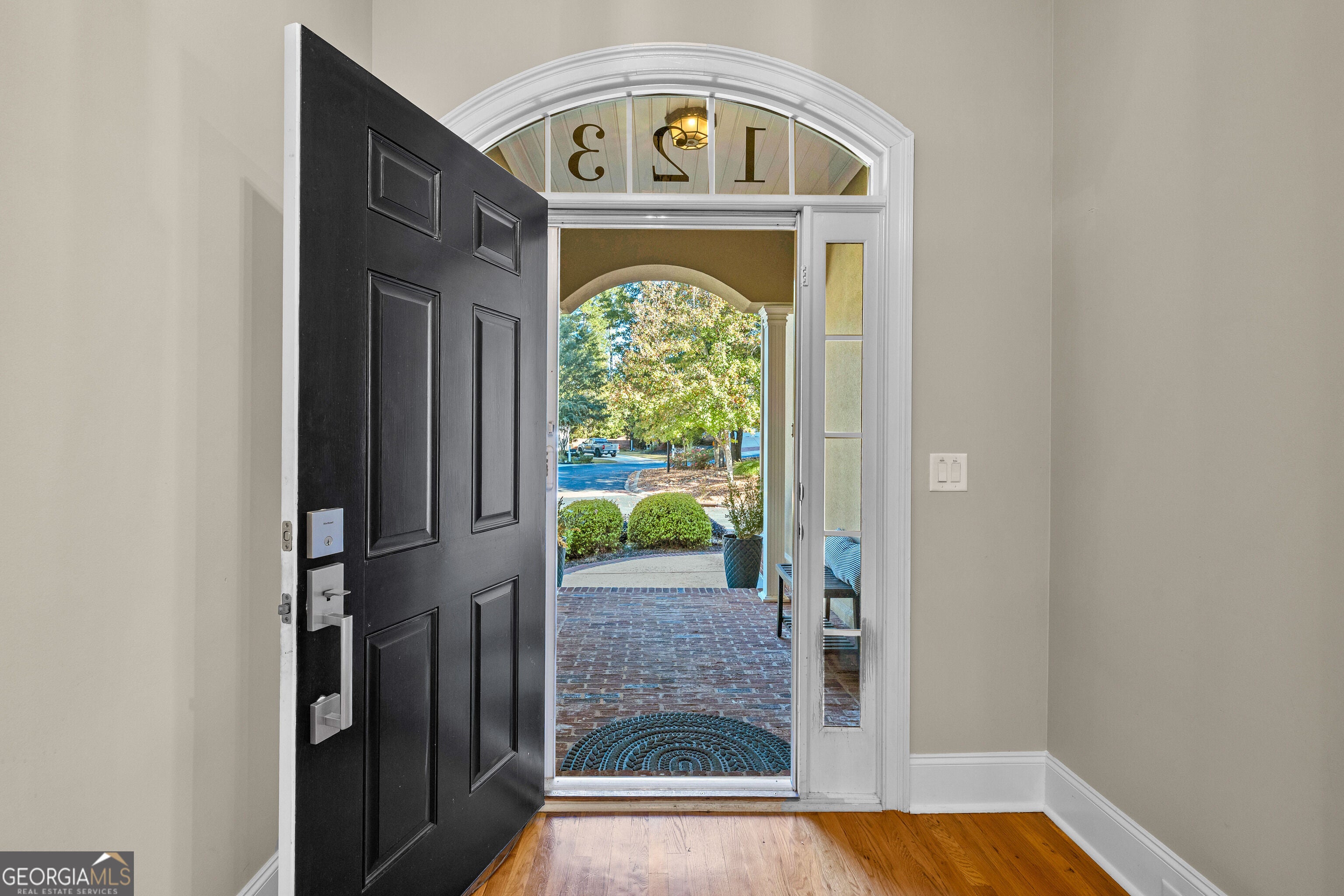 123 Crown CT