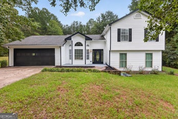 Single Family Residence at 220 Robert DR