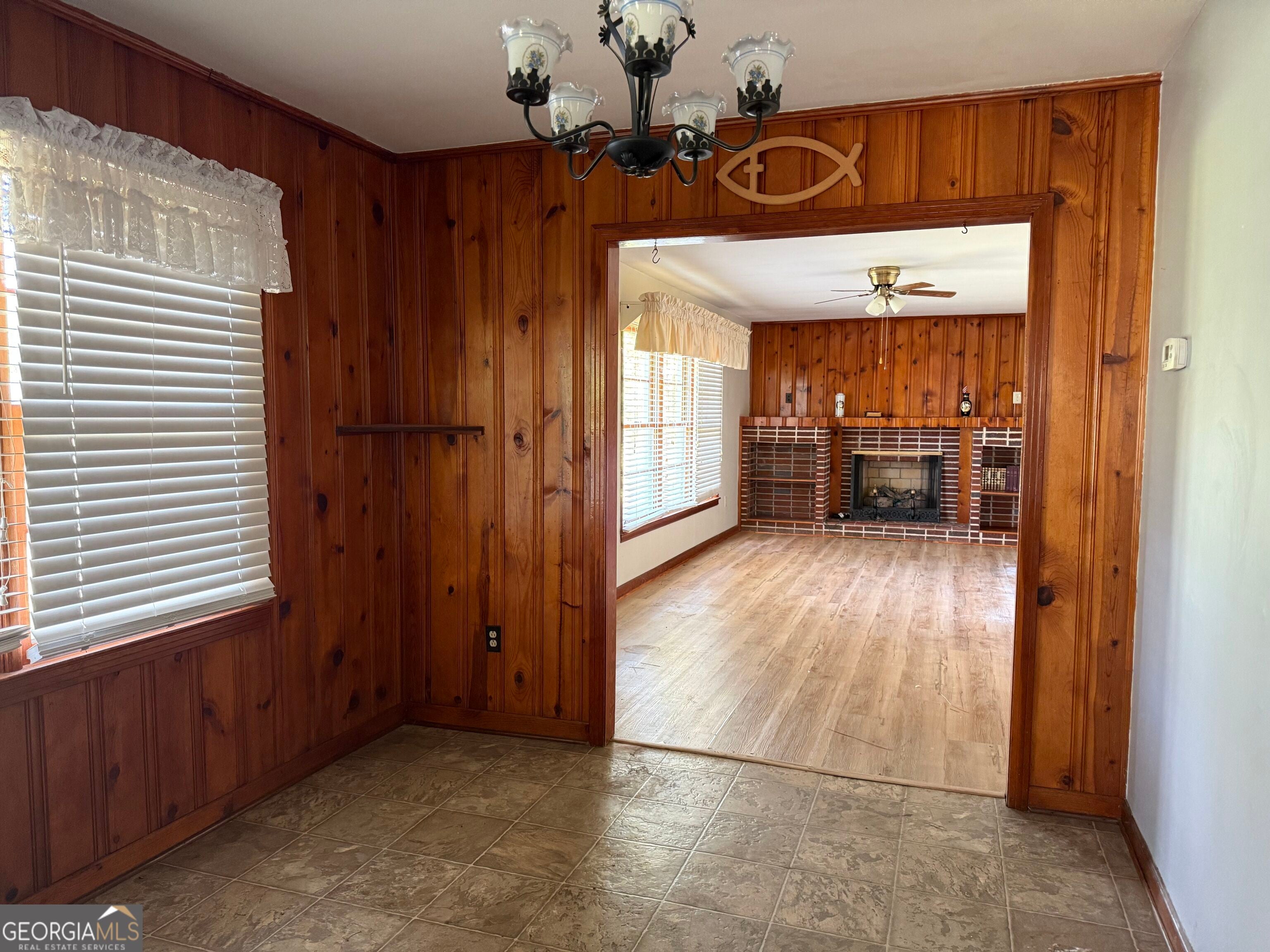 265 Johns LN 1