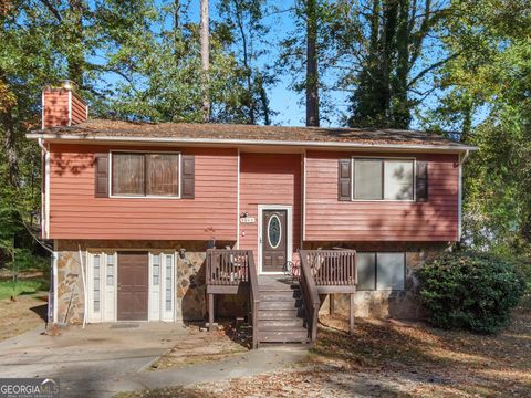 9043 Raven DR Jonesboro GA 30238