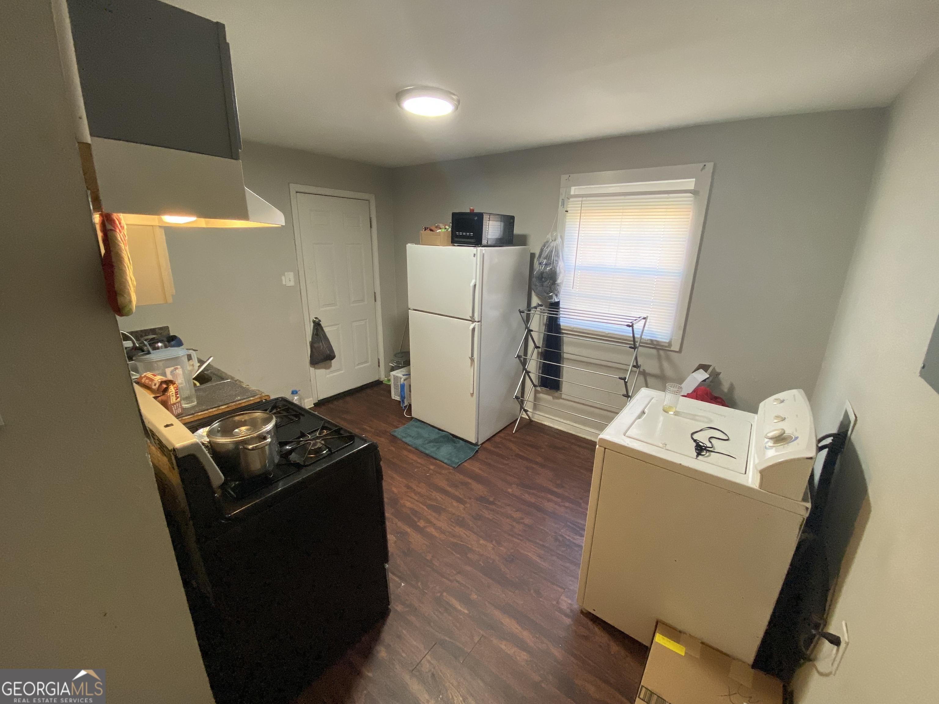 4409 Mikado AVE