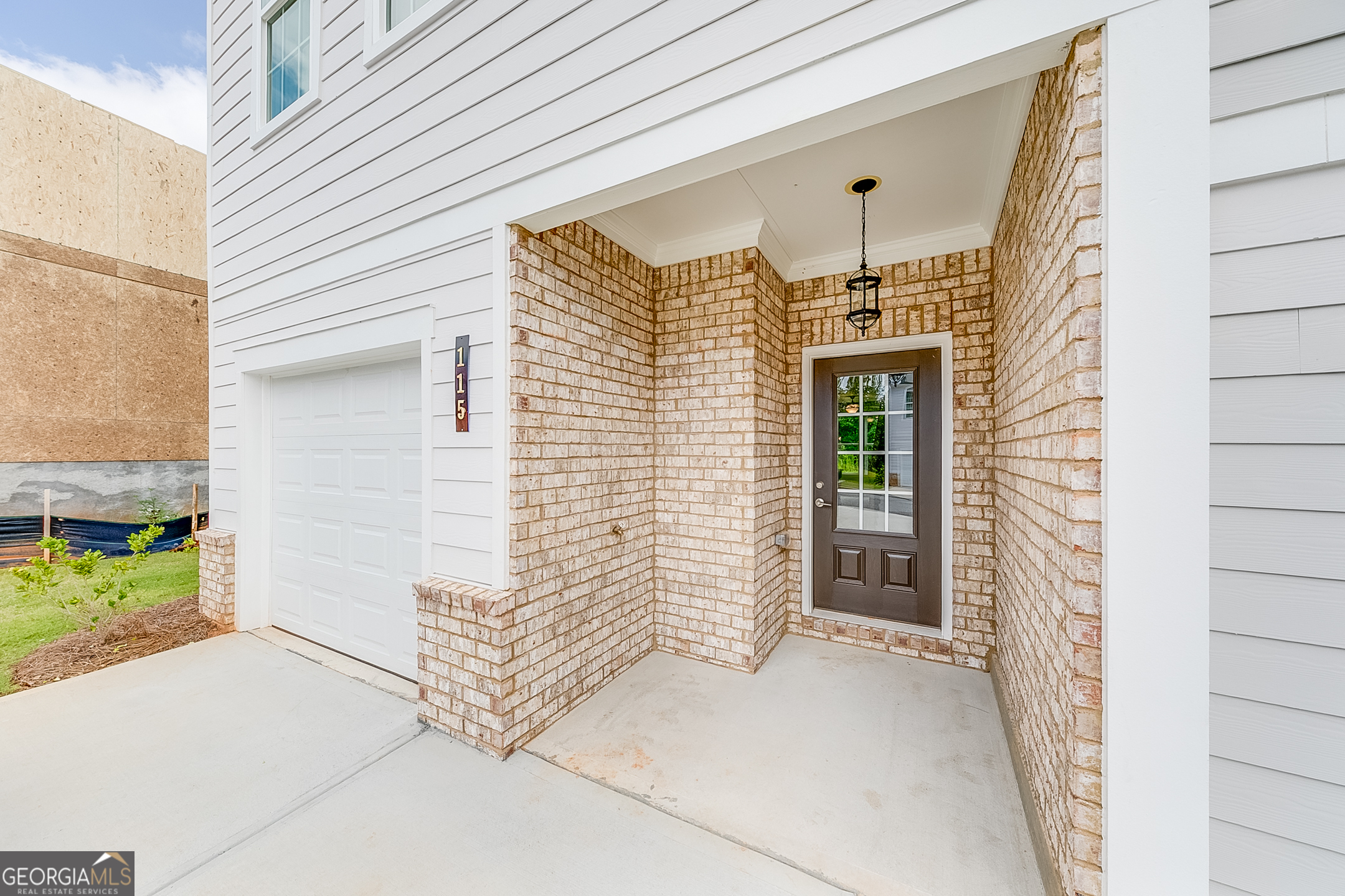115 Greenview CT
