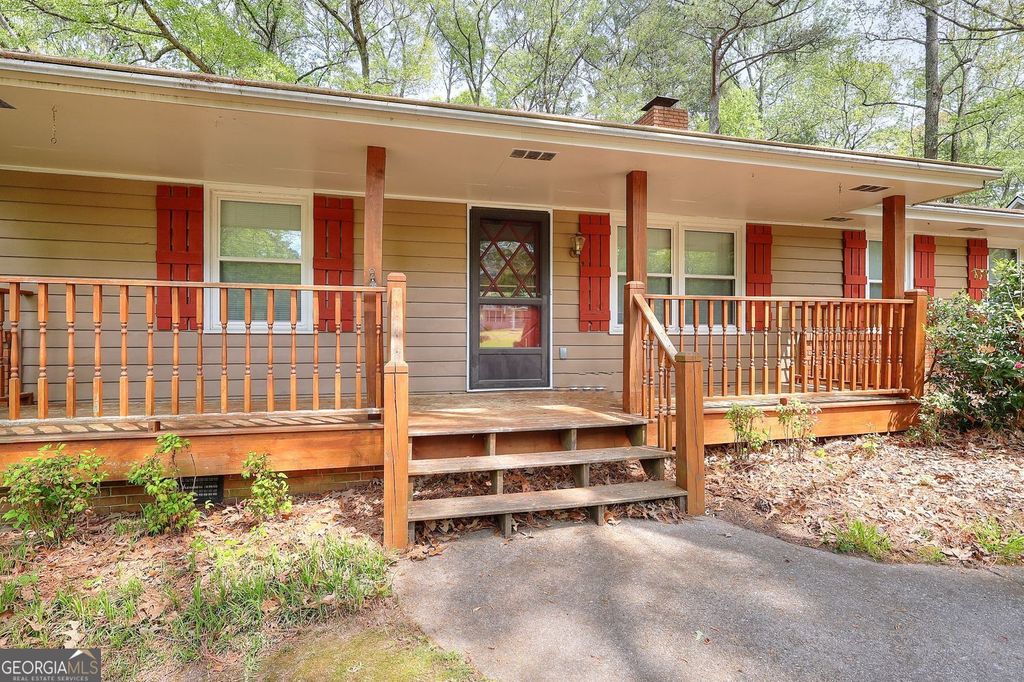 Photo of 2439 Ellis Court, Snellville, GA 30078 (MLS # 10728408)