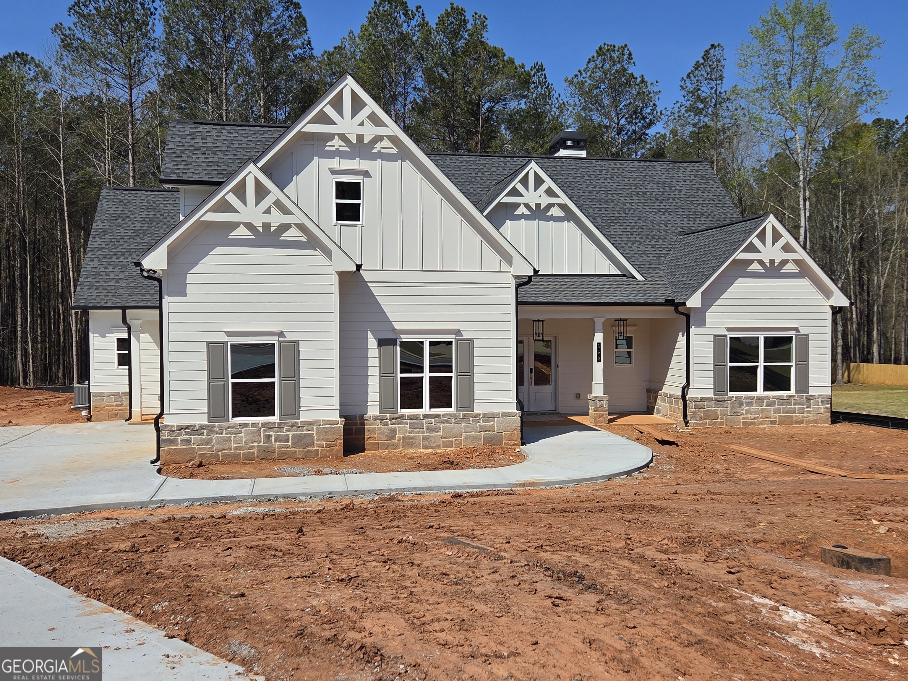 253 Meadows DR
