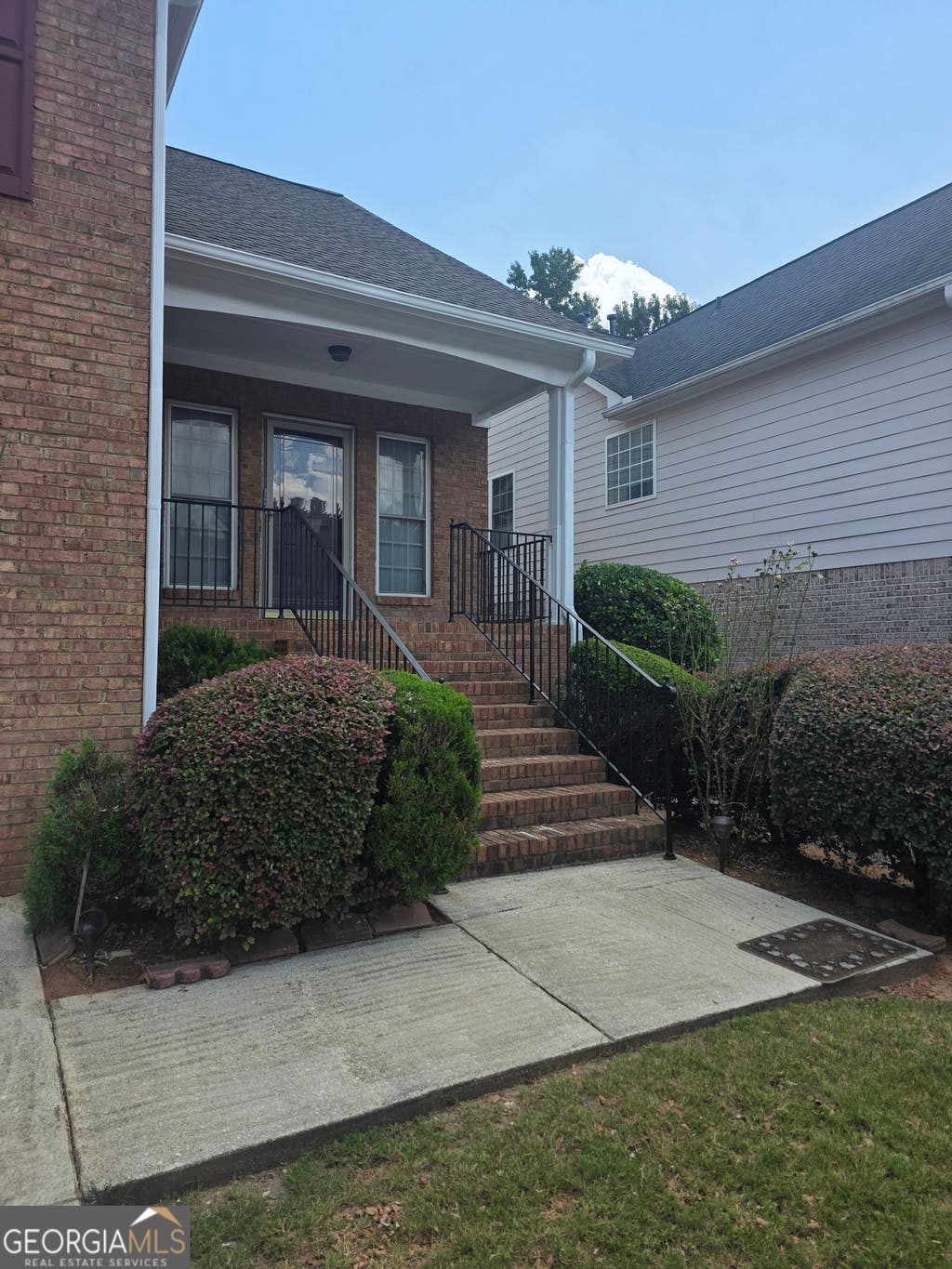 Photo of 4550 Parkview Walk Drive, Lilburn, GA 30047 (MLS # 10810956)