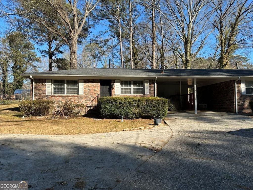 Photo of 616 Fayetteville Road #UNIT 616 &amp; 618, Jonesboro, GA 30236 (MLS # 10684624)