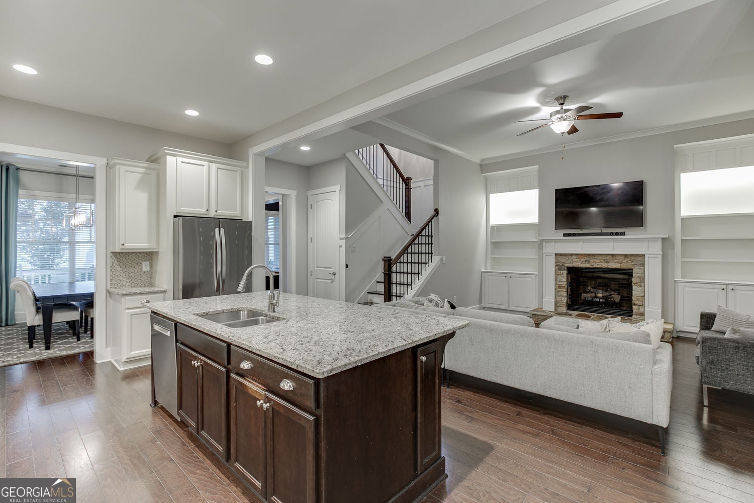 6454 Park Bench PL