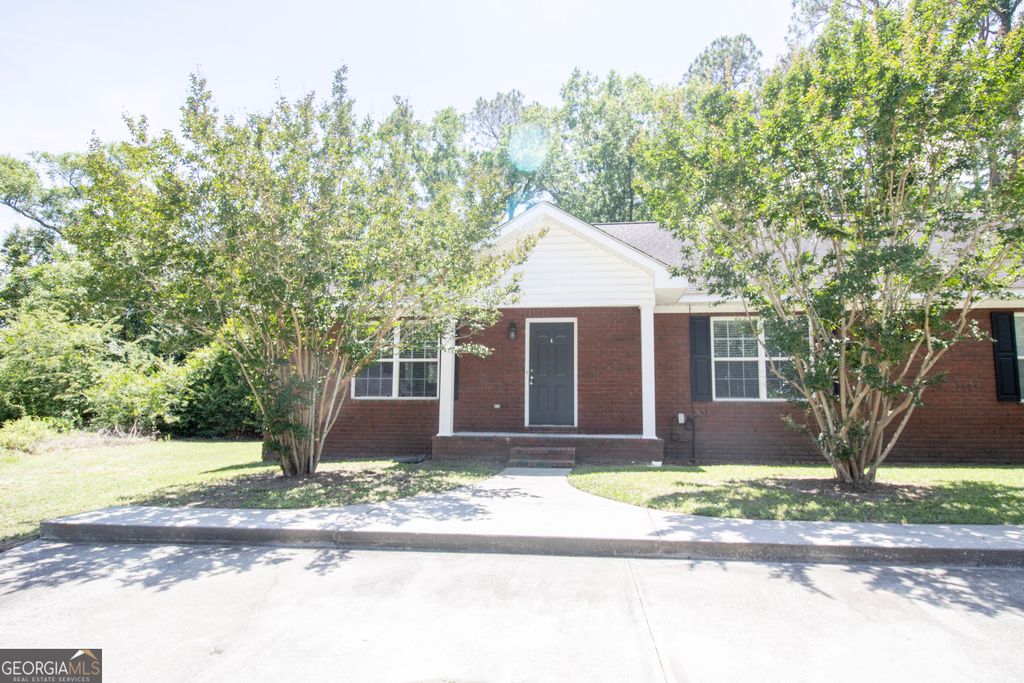 Photo of 305 Sterling Court, Statesboro, GA 30458 (MLS # 10774578)