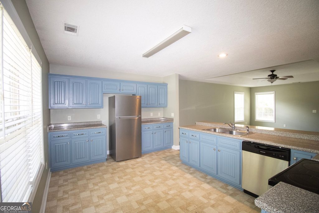 Photo of 305 Sterling Court, Statesboro, GA 30458 (MLS # 10774578)