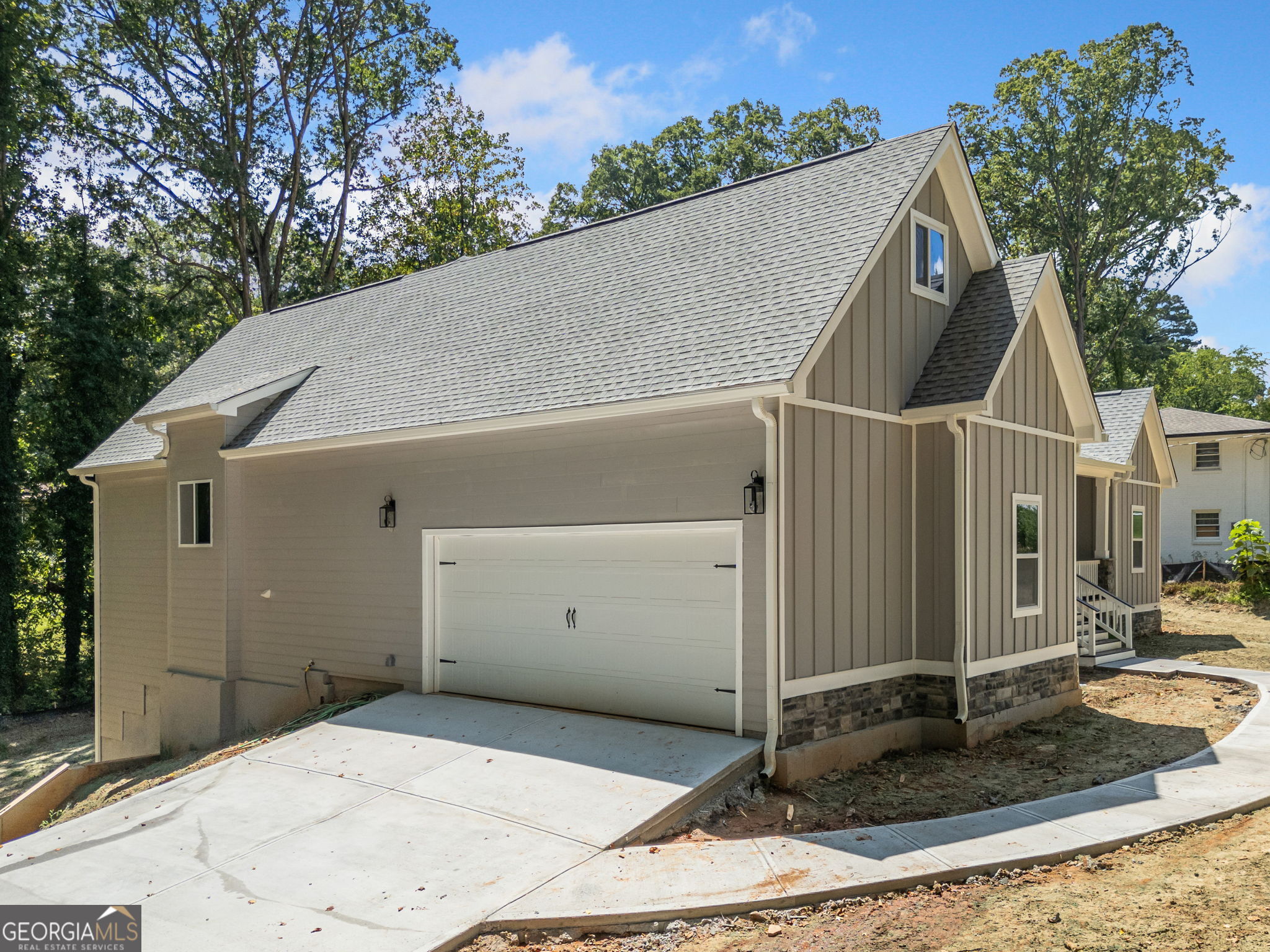 237 Barbara LN SW