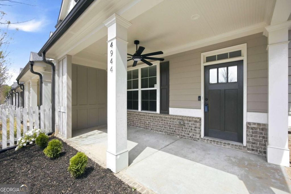 Photo of 4944 Futral Drive, Acworth, GA 30101 (MLS # 10729412)