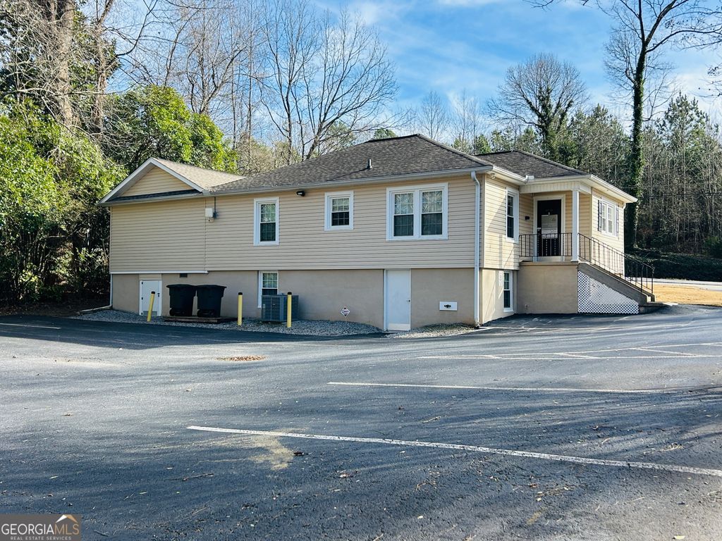 Photo of 437 E Louise Street, Clarkesville, GA 30523 (MLS # 10672090)