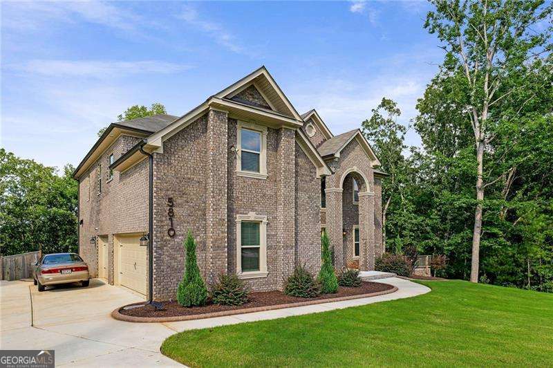 5810 Langdale