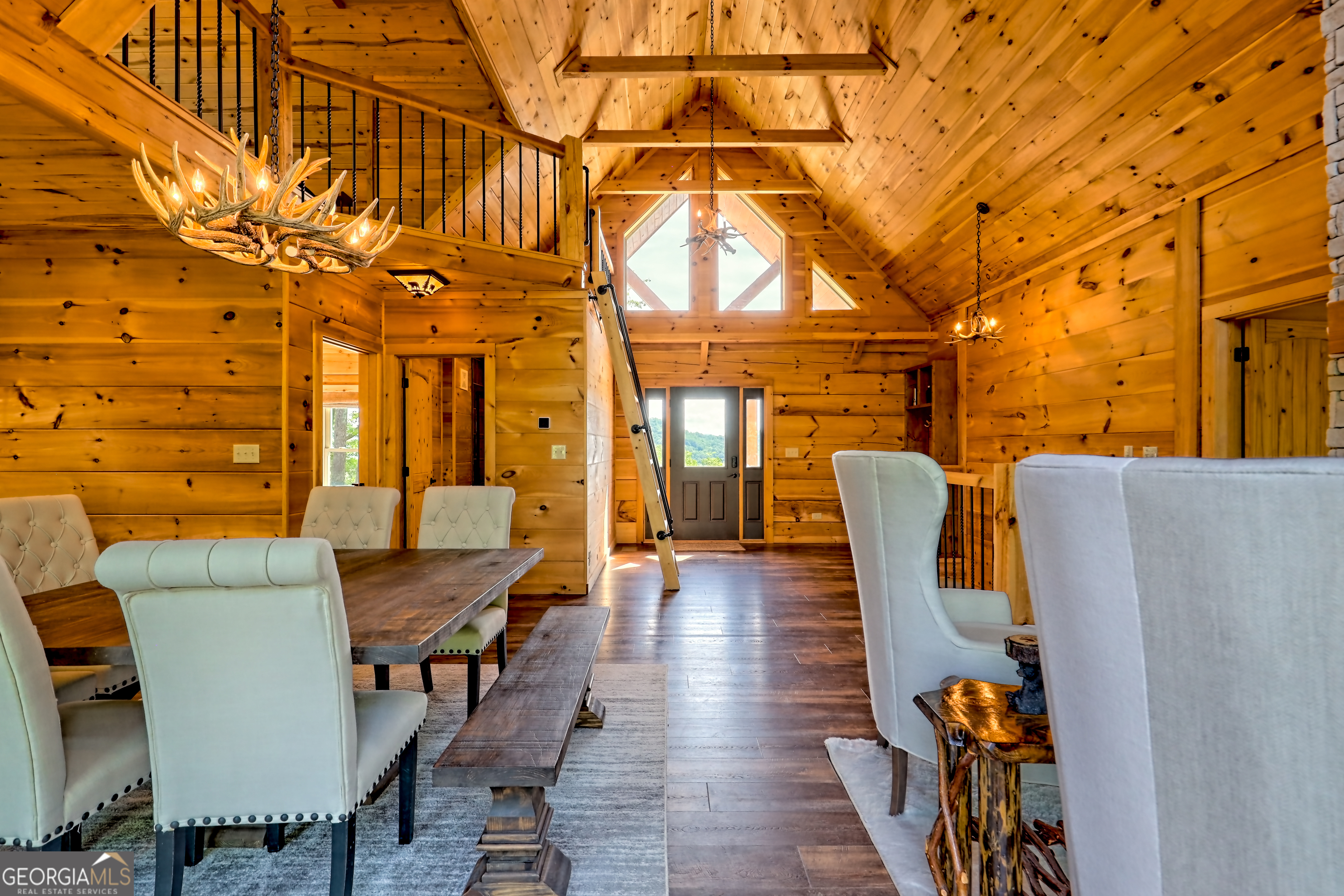 Clarkesville, Georgia 30523, United States, 4 Bedrooms Bedrooms, ,3 BathroomsBathrooms,Residential,Active,156246