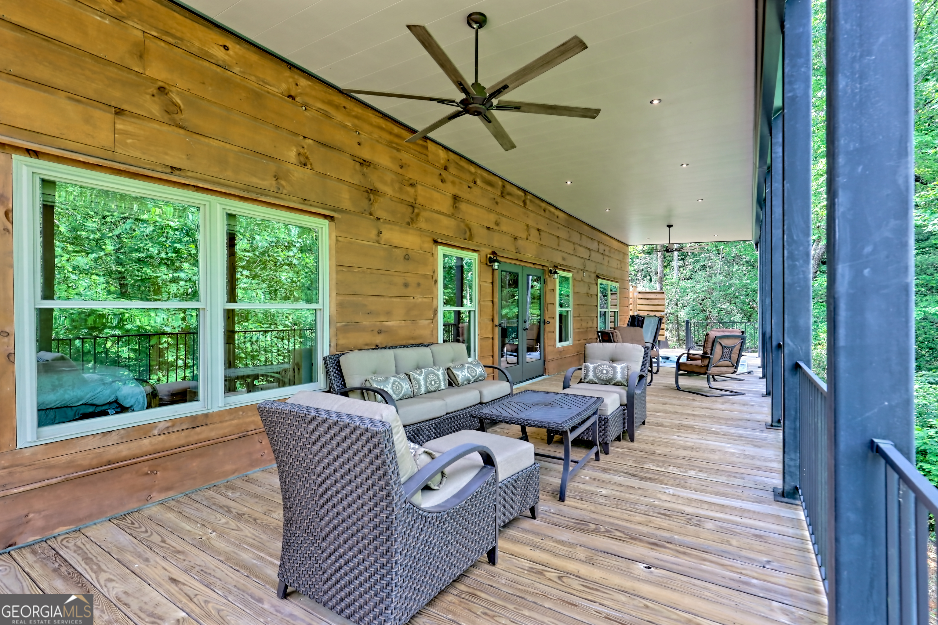 Clarkesville, Georgia 30523, United States, 4 Bedrooms Bedrooms, ,3 BathroomsBathrooms,Residential,Active,156246