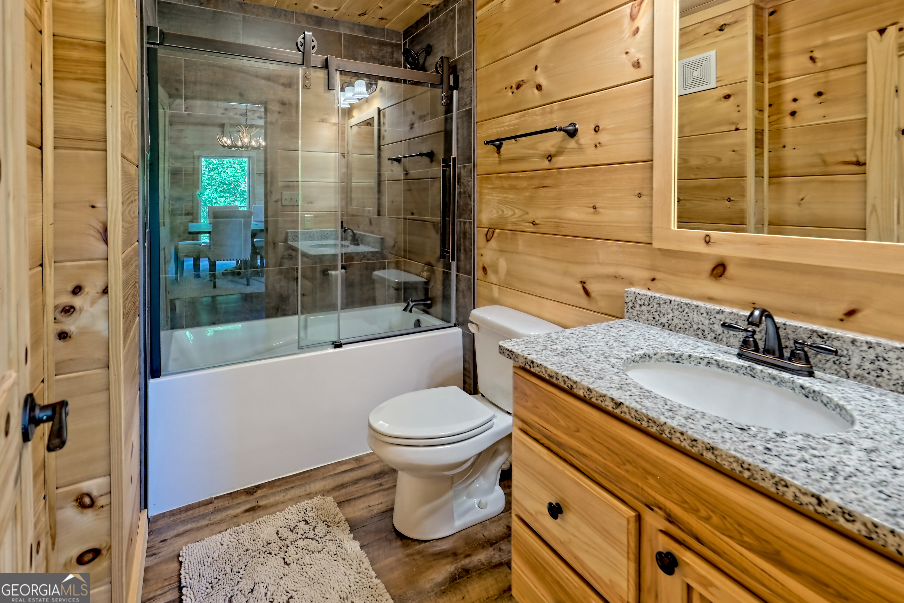 Clarkesville, Georgia 30523, United States, 4 Bedrooms Bedrooms, ,3 BathroomsBathrooms,Residential,Active,156246