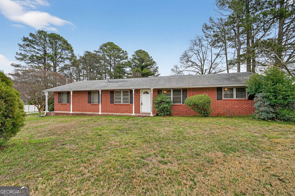 Photo of 2780 London Berry Court, Snellville, GA 30039 (MLS # 10705460)