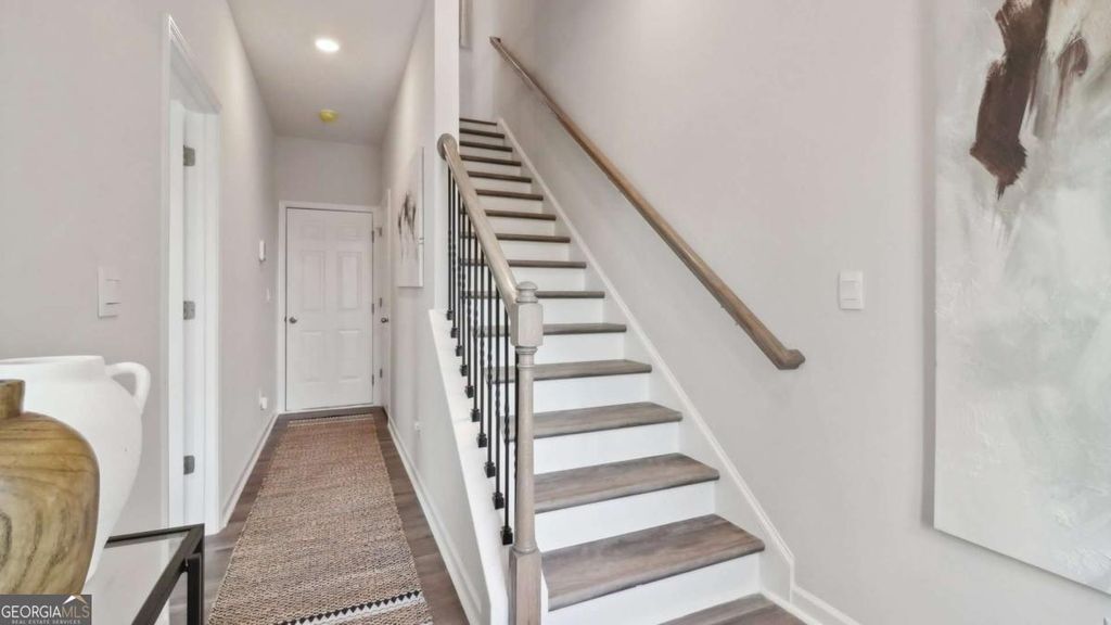 Photo of 3616 Georgia Avenue #2011, Hapeville, GA 30354 (MLS # 10687079)