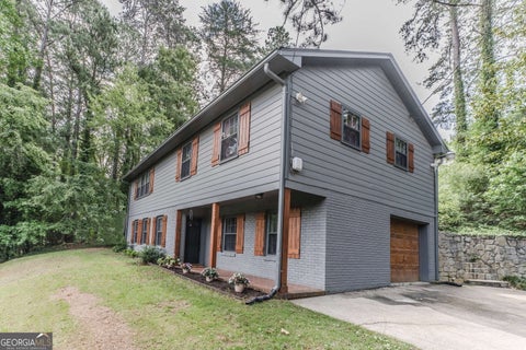 Photo of 302 E Valley Road NE, Rome, GA 30161 (MLS # 10817282)