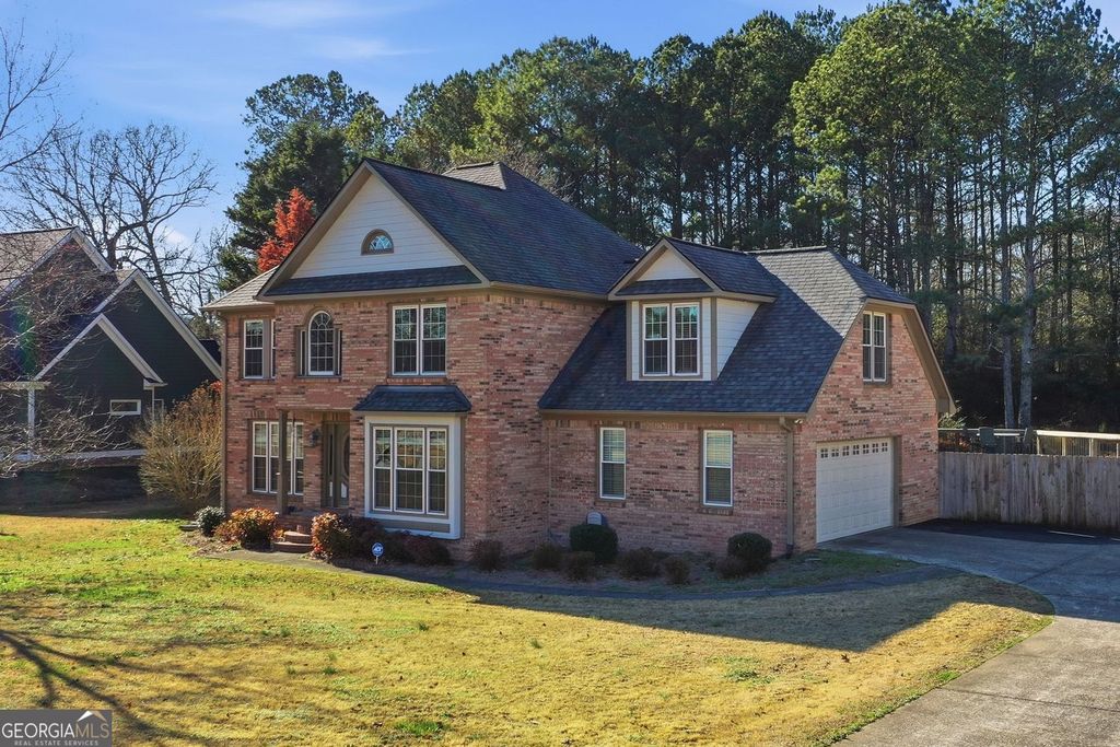 Photo of 11 Mission Hills Drive SW, Cartersville, GA 30120 (MLS # 10672719)