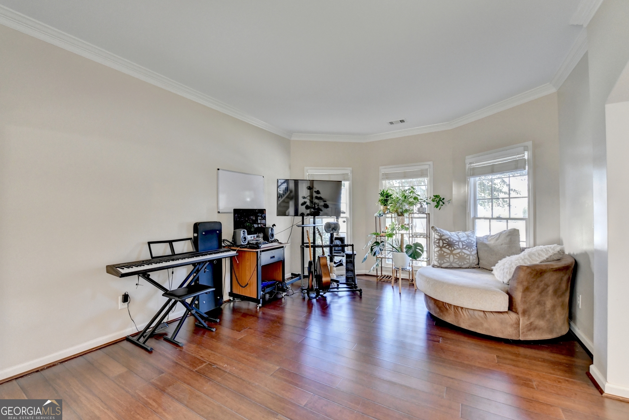 3922 Hooch LNDG