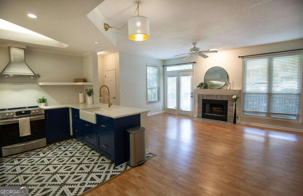 Photo of 1025 Mcgill Park Avenue NE, Atlanta, GA 30312 (MLS # 10670572)