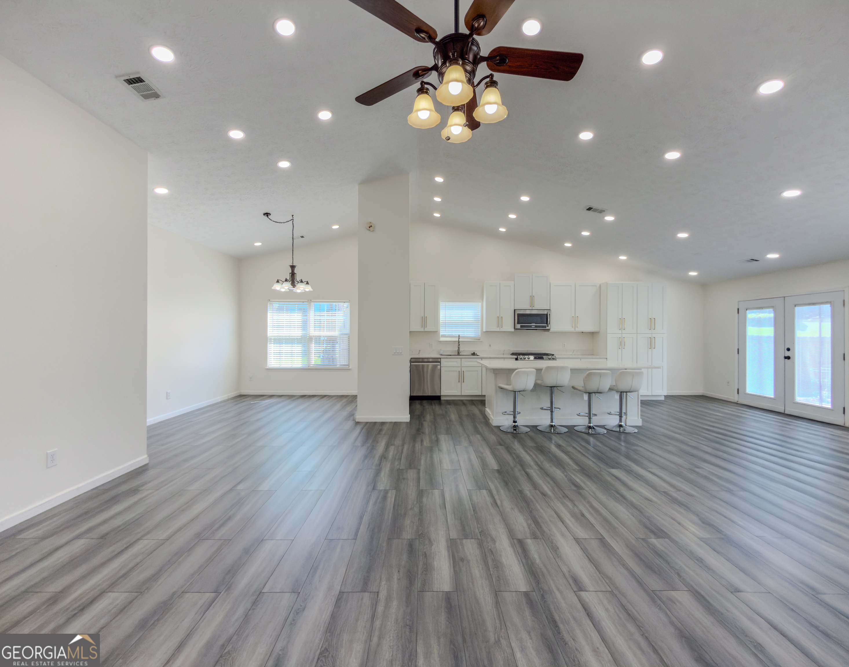 7535 Springmill CT