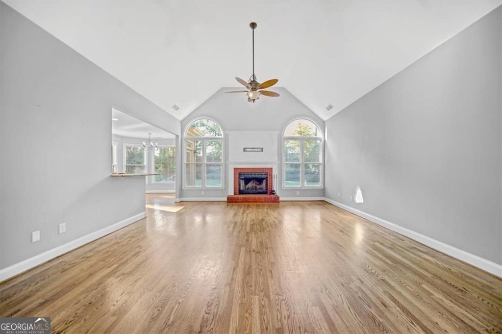 182 Fairway View XING