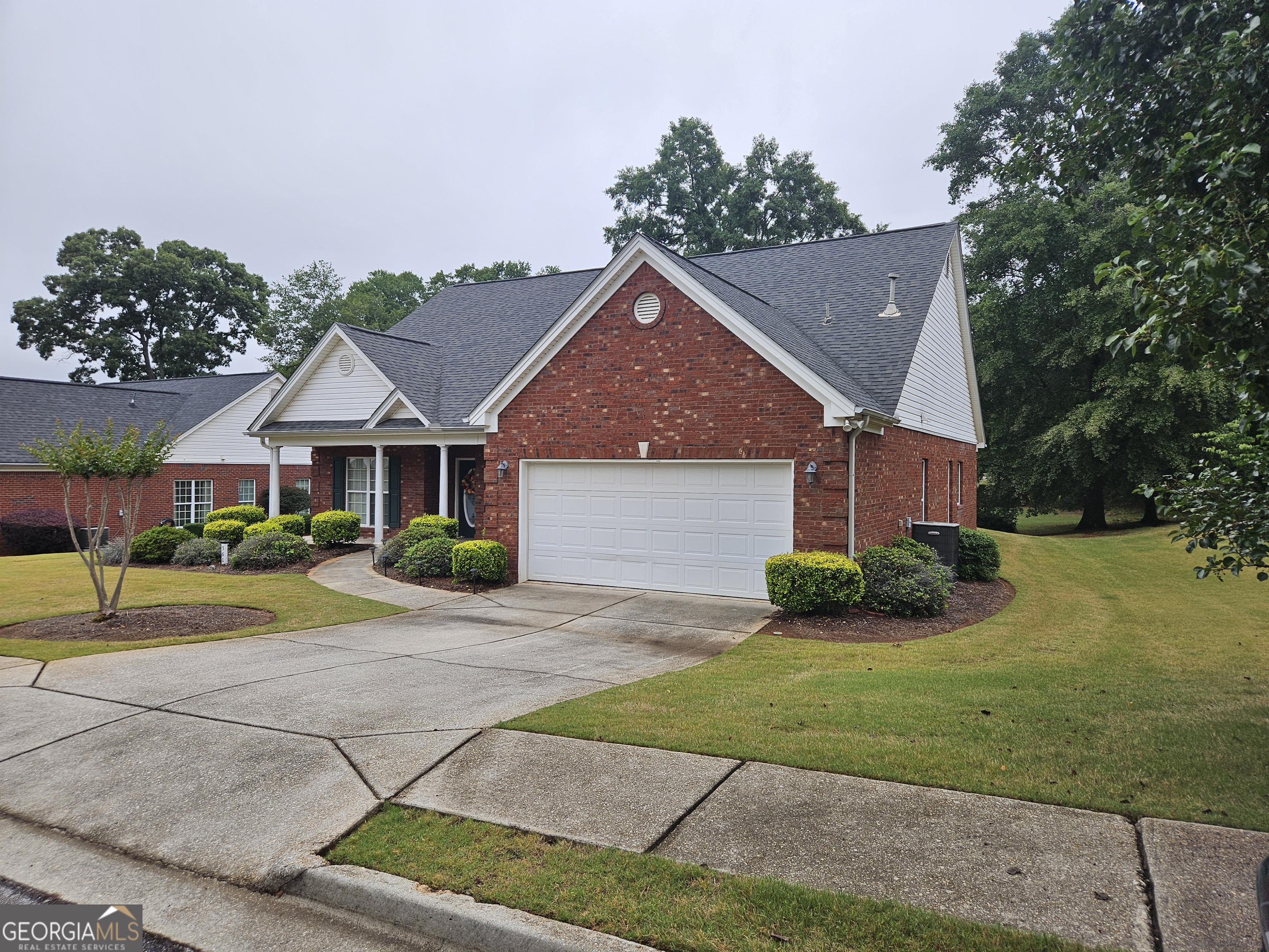 360 Crossroads DR