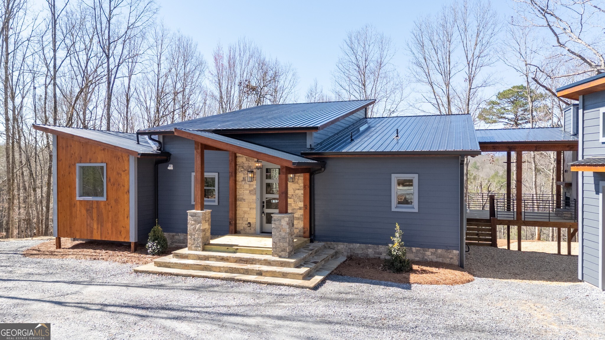 87 Wolf Ceek DR
