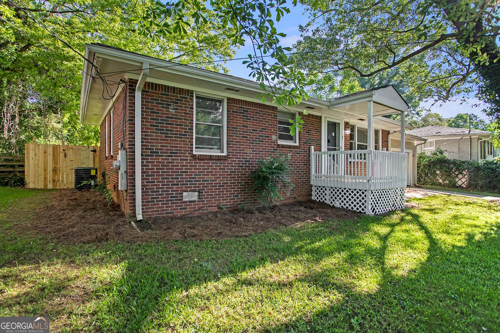 Photo of 3718 Daisy Drive, Decatur, GA 30032 (MLS # 10677771)