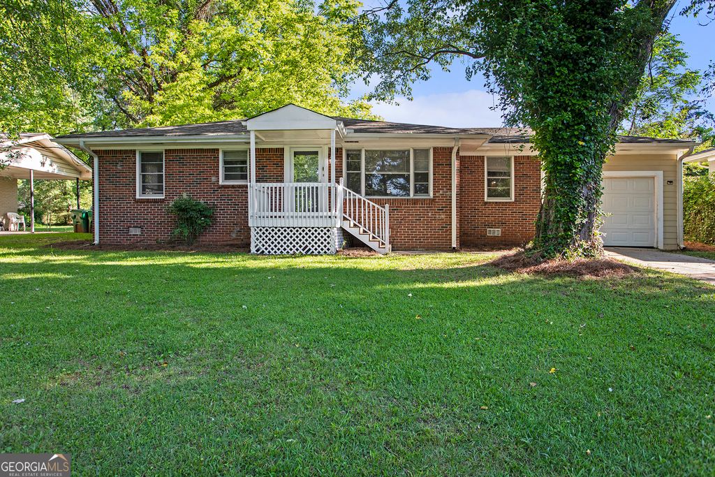Photo of 3718 Daisy Drive, Decatur, GA 30032 (MLS # 10677771)