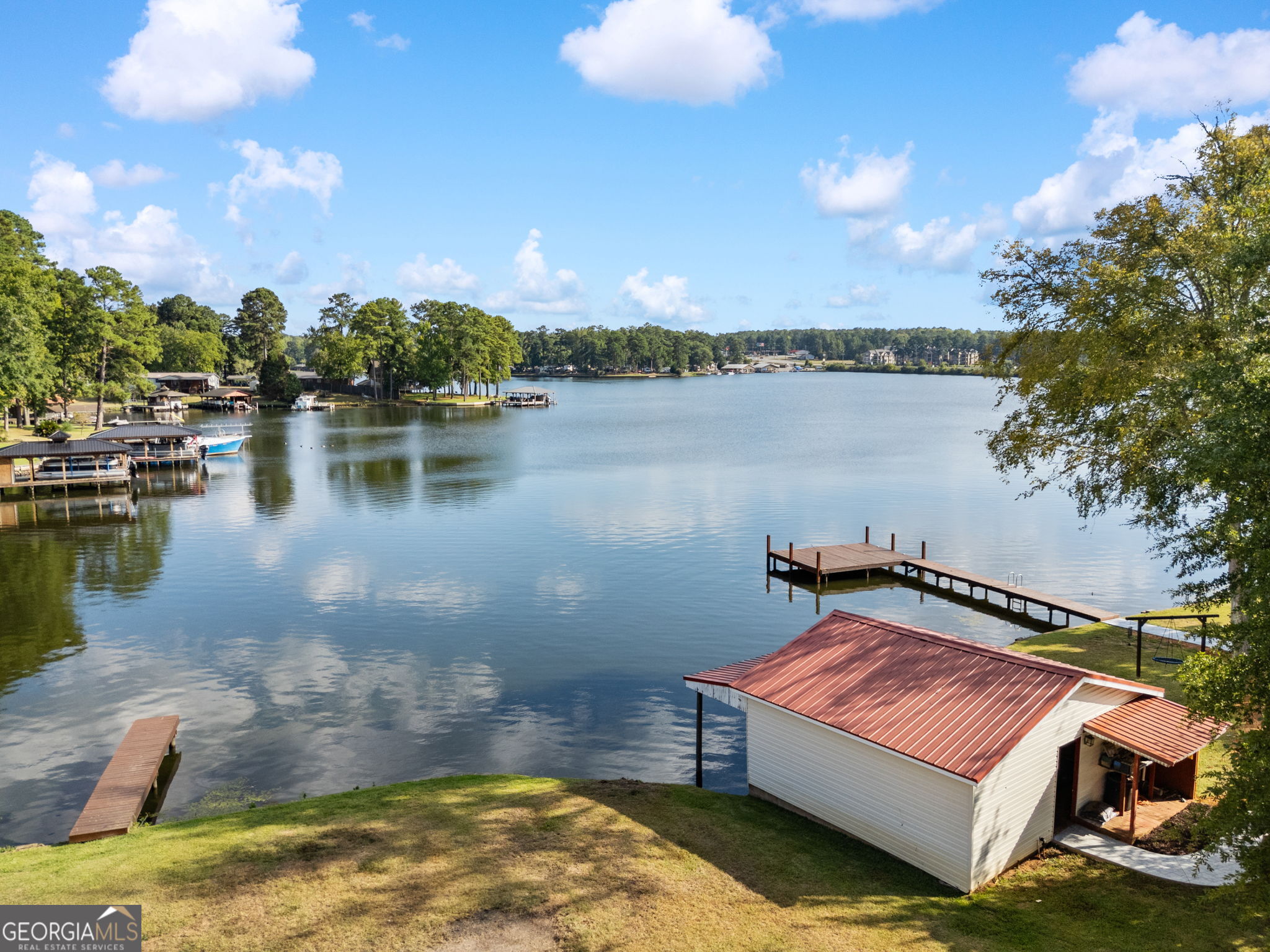 124 River North RD SE
