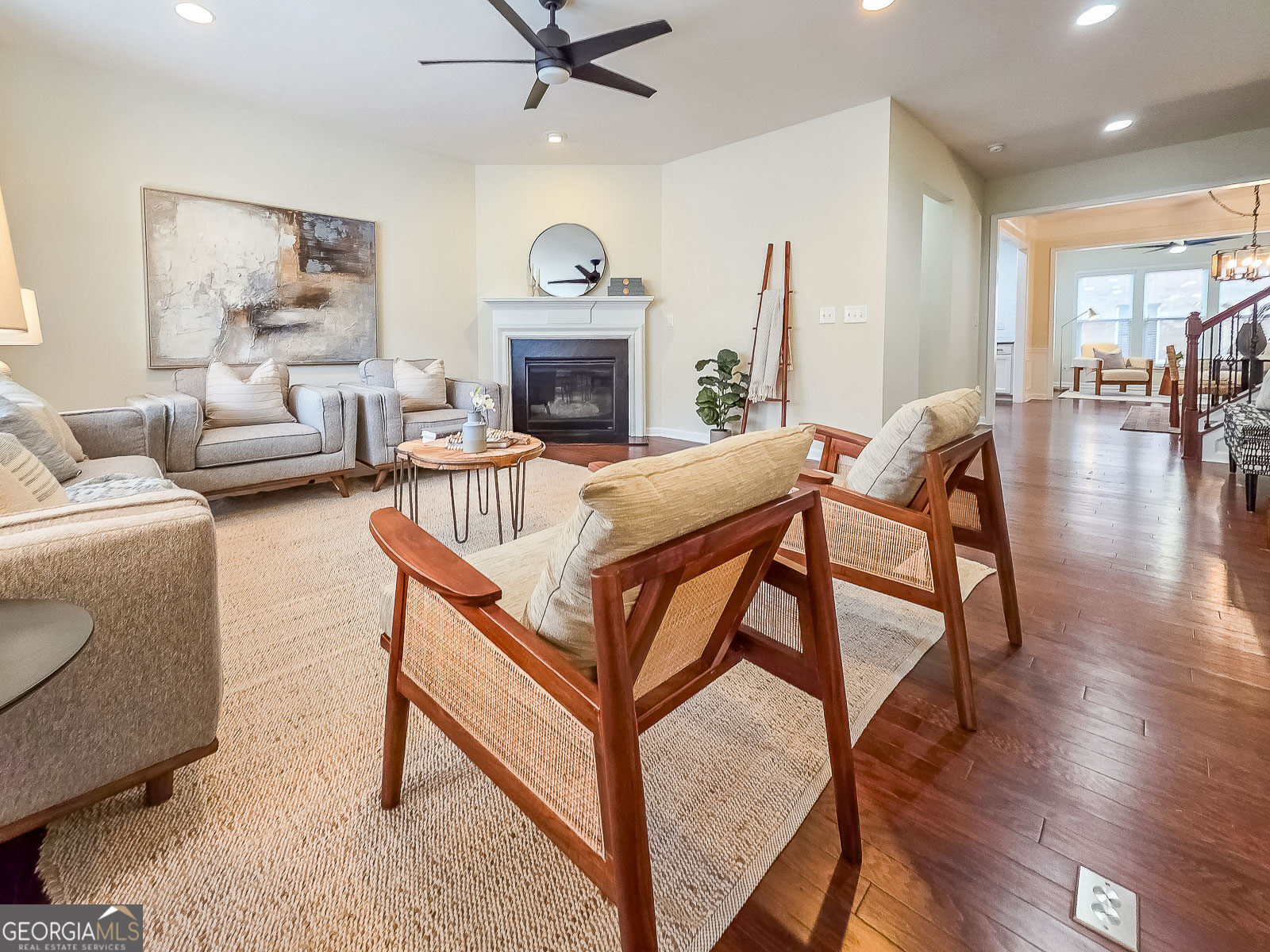 5013 Ridgemont WALK SE