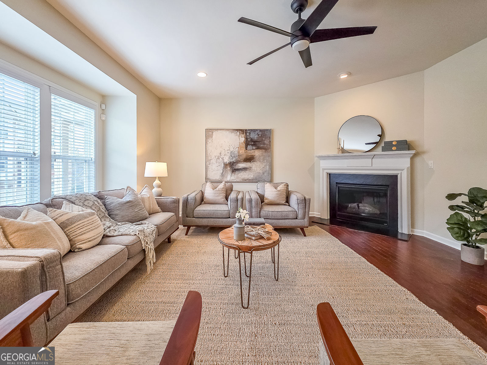 5013 Ridgemont WALK SE