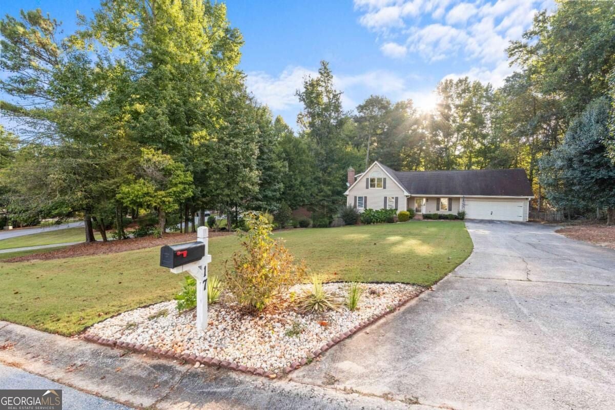 17 Mountain Oaks DR