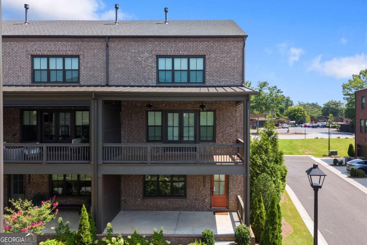 6460 Cortland WALK