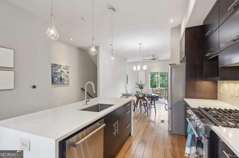 Atlanta, Georgia 30307, United States, 3 Bedrooms Bedrooms, ,4 BathroomsBathrooms,Residential,Active,130438