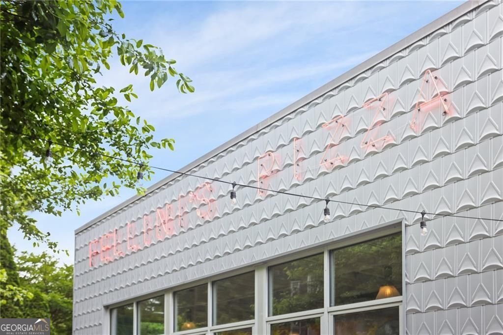 Atlanta, Georgia 30307, United States, 3 Bedrooms Bedrooms, ,4 BathroomsBathrooms,Residential,Active,130438