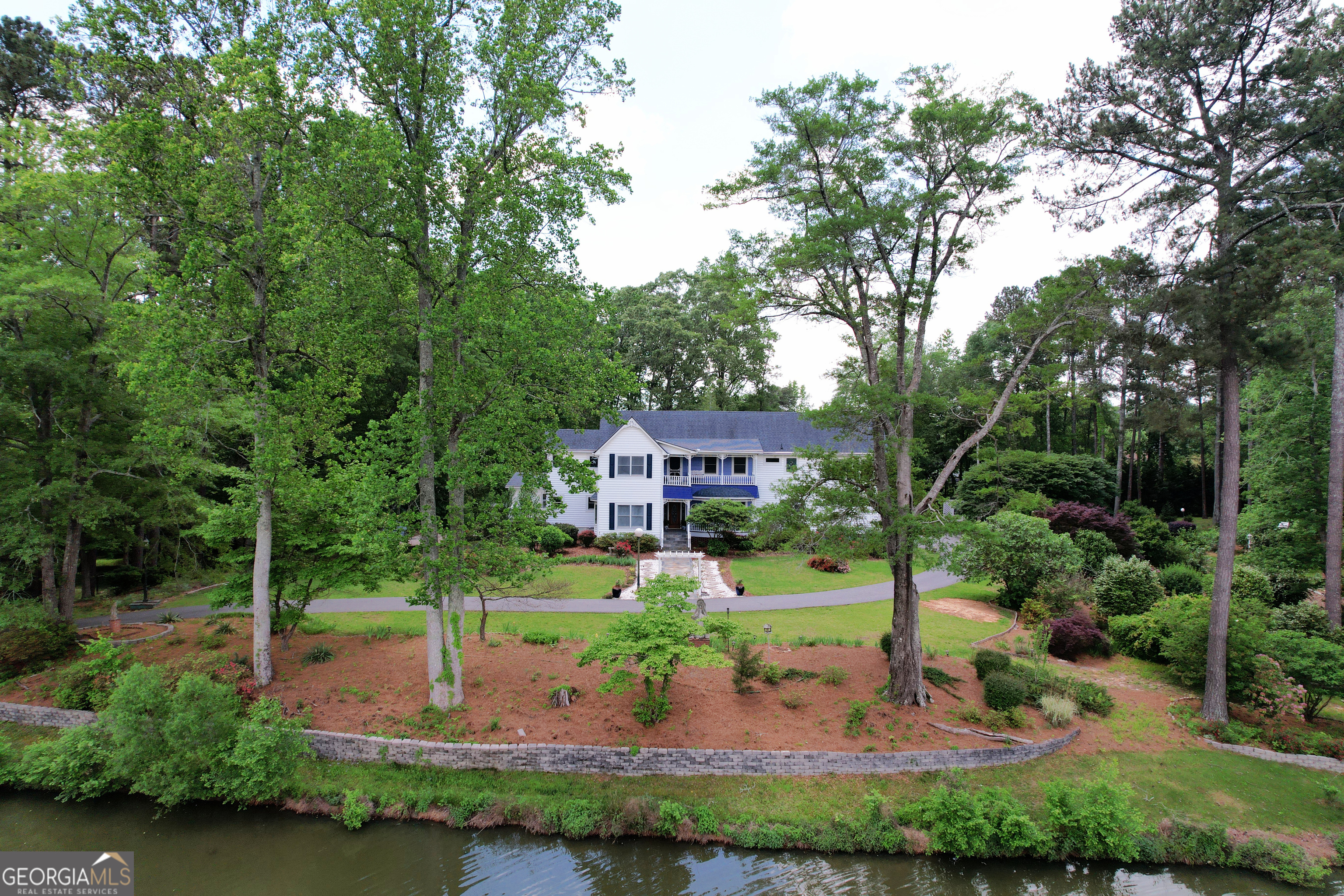 3109 Country Lake DR