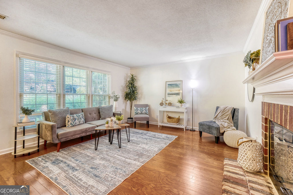 2355 Northlake CT NE