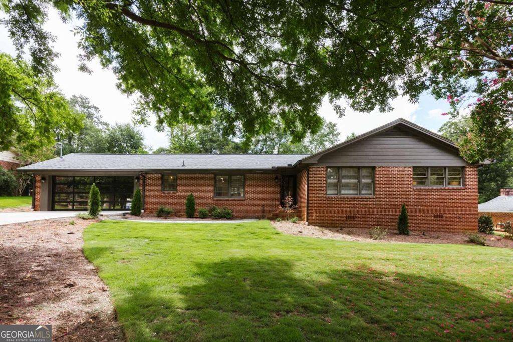 Photo of 339 Beechwood Drive, Athens, GA 30606 (MLS # 10807000)