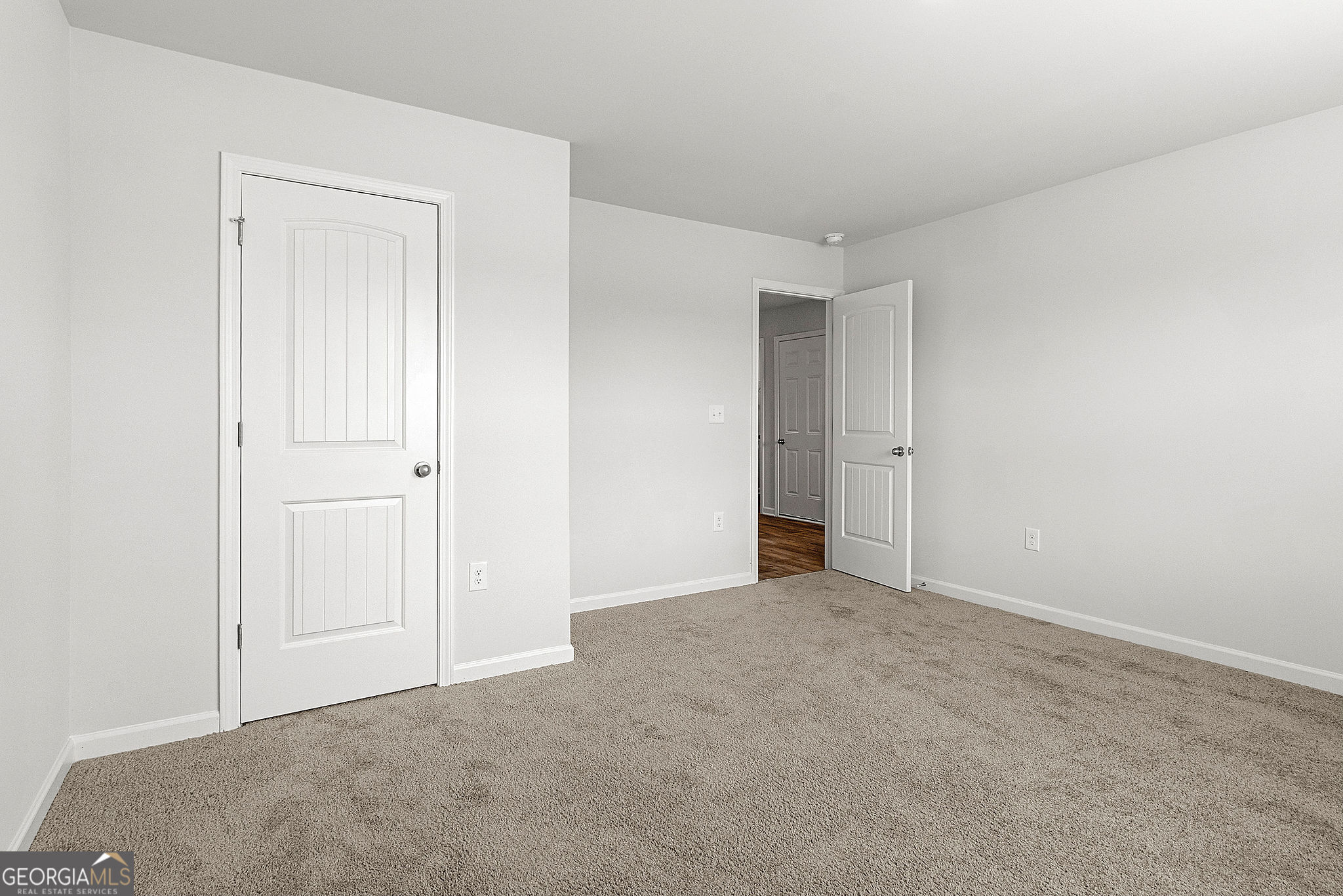 7237 Winterberry CIR