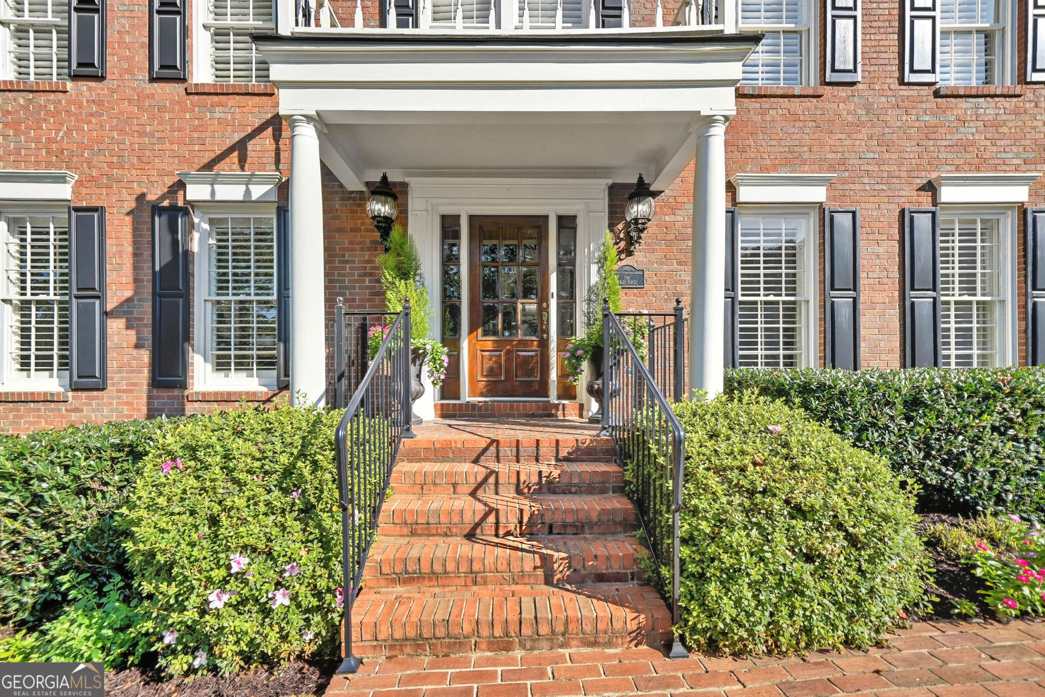 575 Fourth Fairway DR