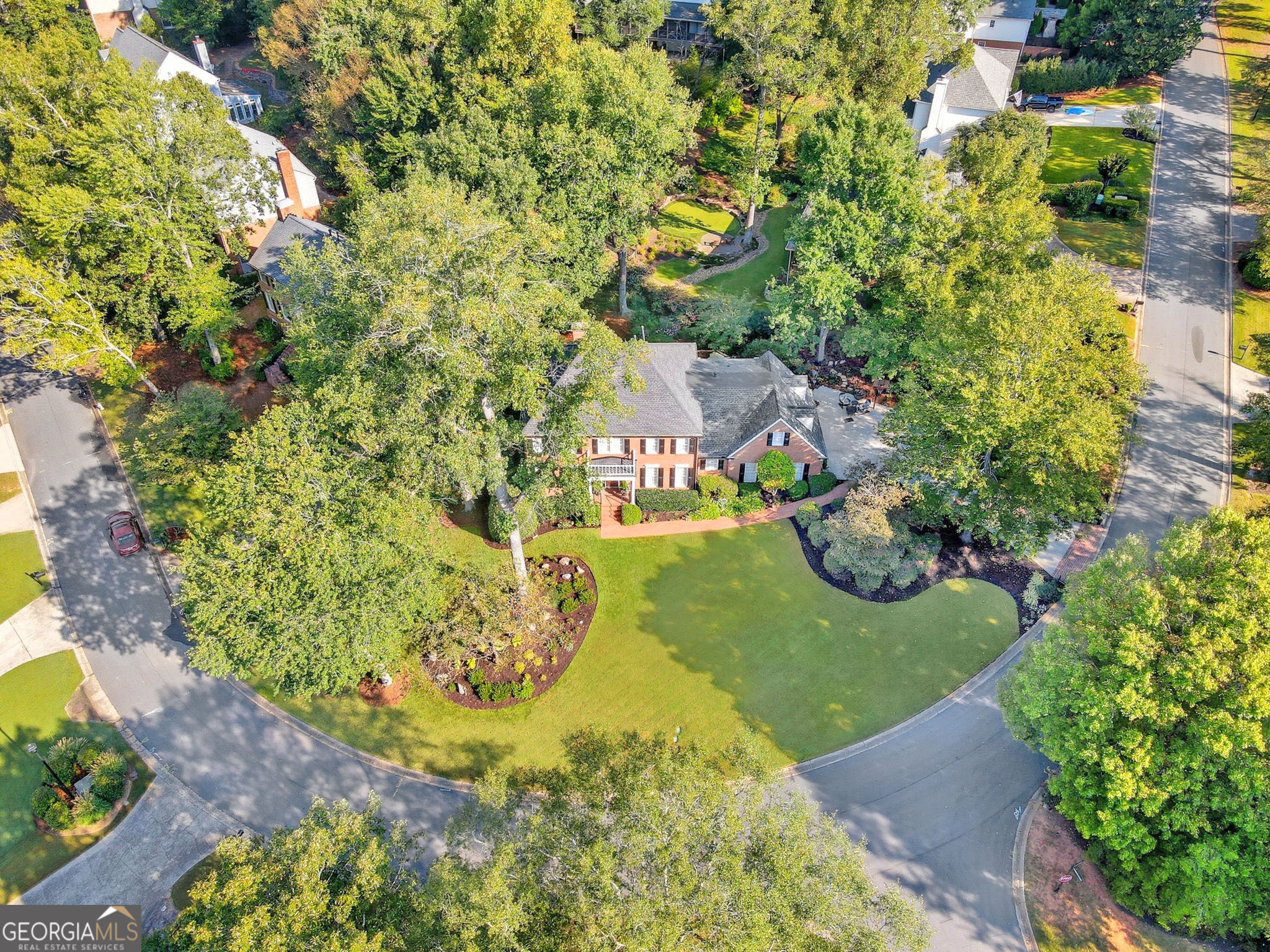 575 Fourth Fairway DR